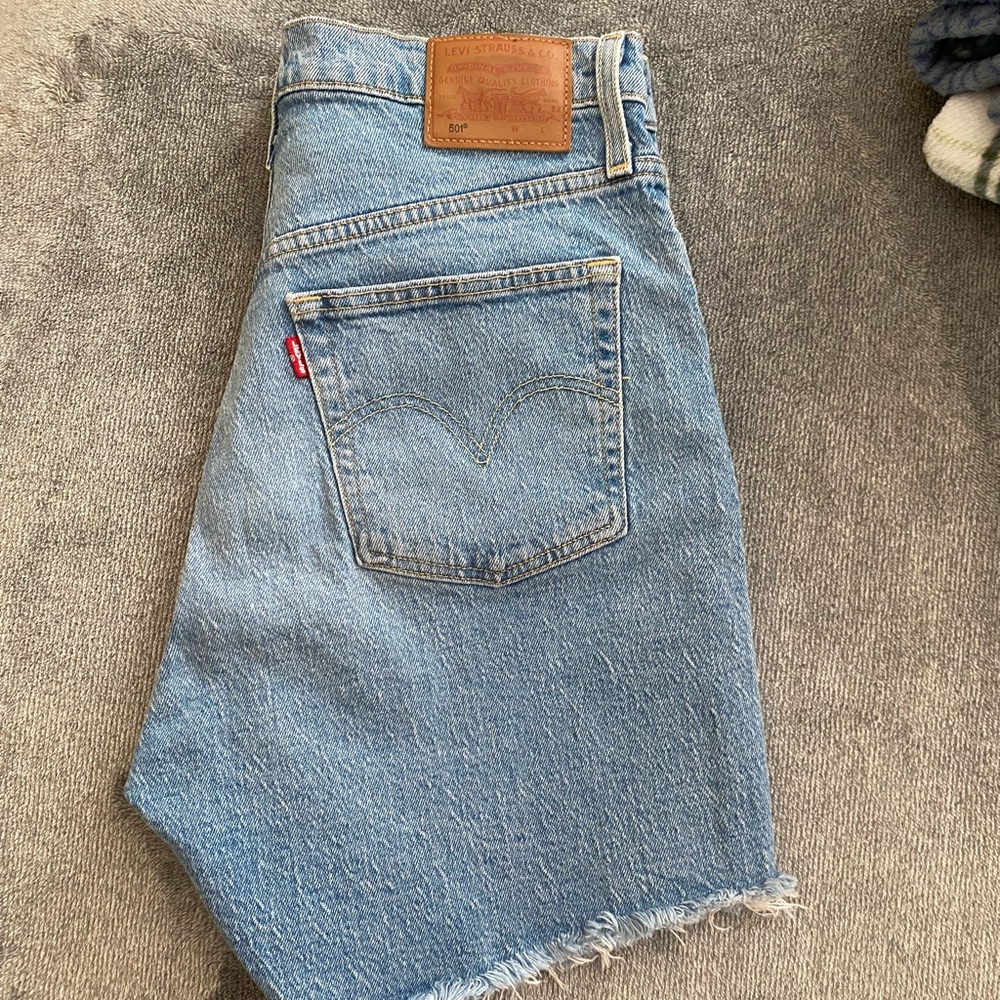 Levi's 501 Mid Thigh Shorts